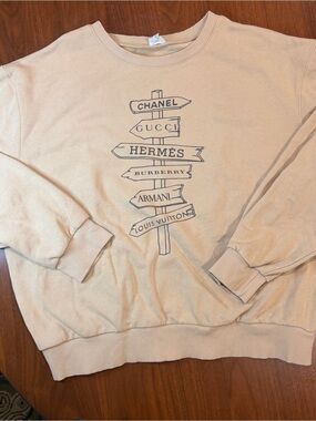 12 PM Beige Multiple Chanel Gucci Hermes Luxury Designers Sweatshirt Size Large